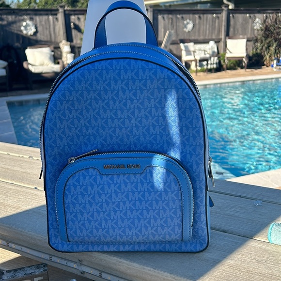 Michael Kors Backpack NWT - Picture 2 of 7